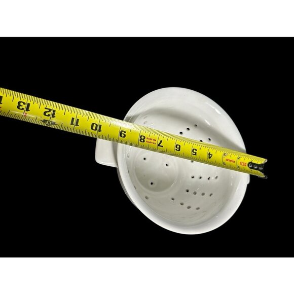 DesignPac Strawberry Patch Embossed White Ceramic Colander 8" Round w Handles - Picture 8 of 10